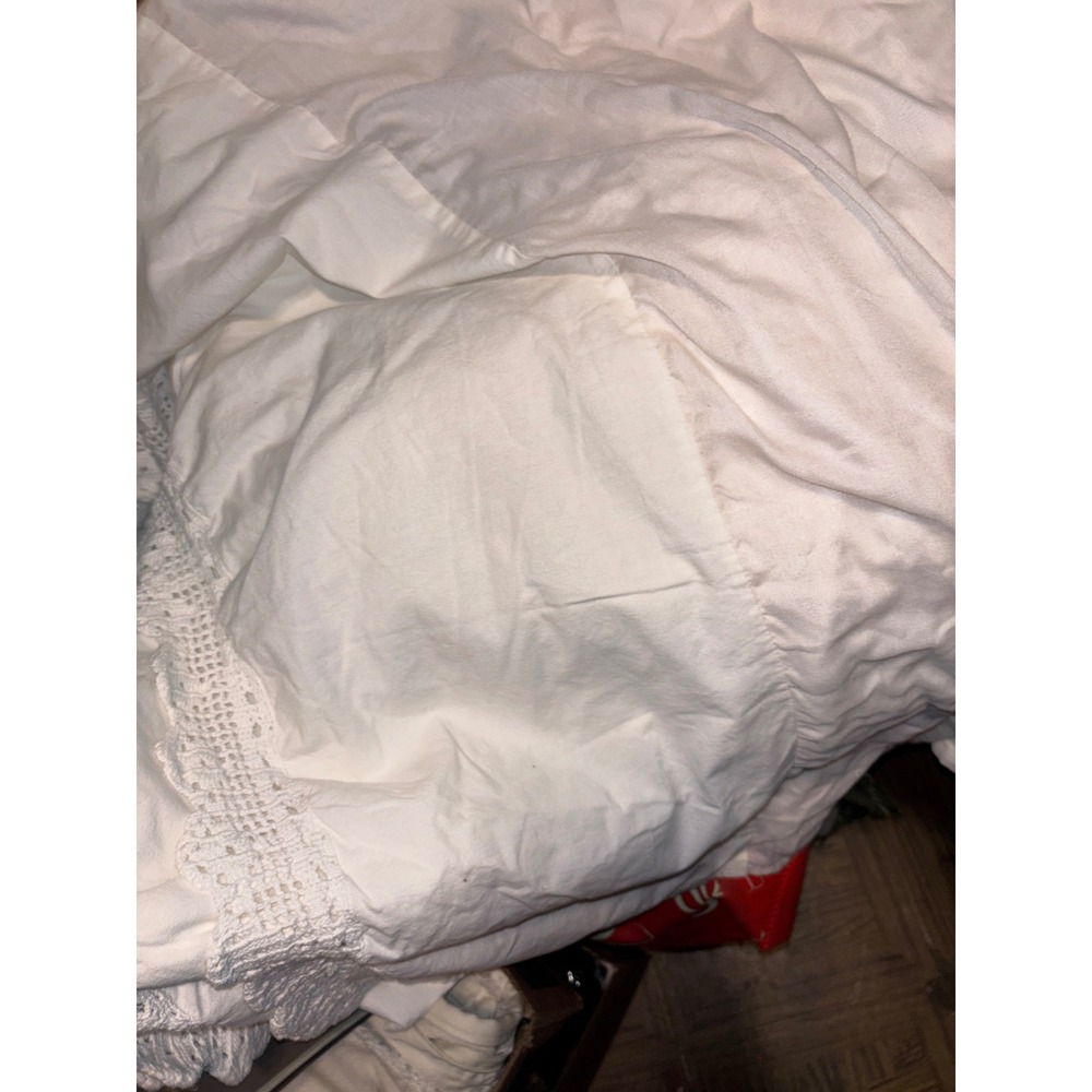 White Crochet Lace Trim Bedskirt 39x76x14 Twin Cotton Ruffle Dust Ruffle Vintage